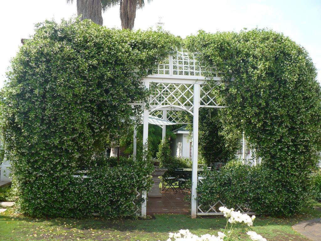 A Tapestry Garden Guest House Potchefstroom Exteriér fotografie